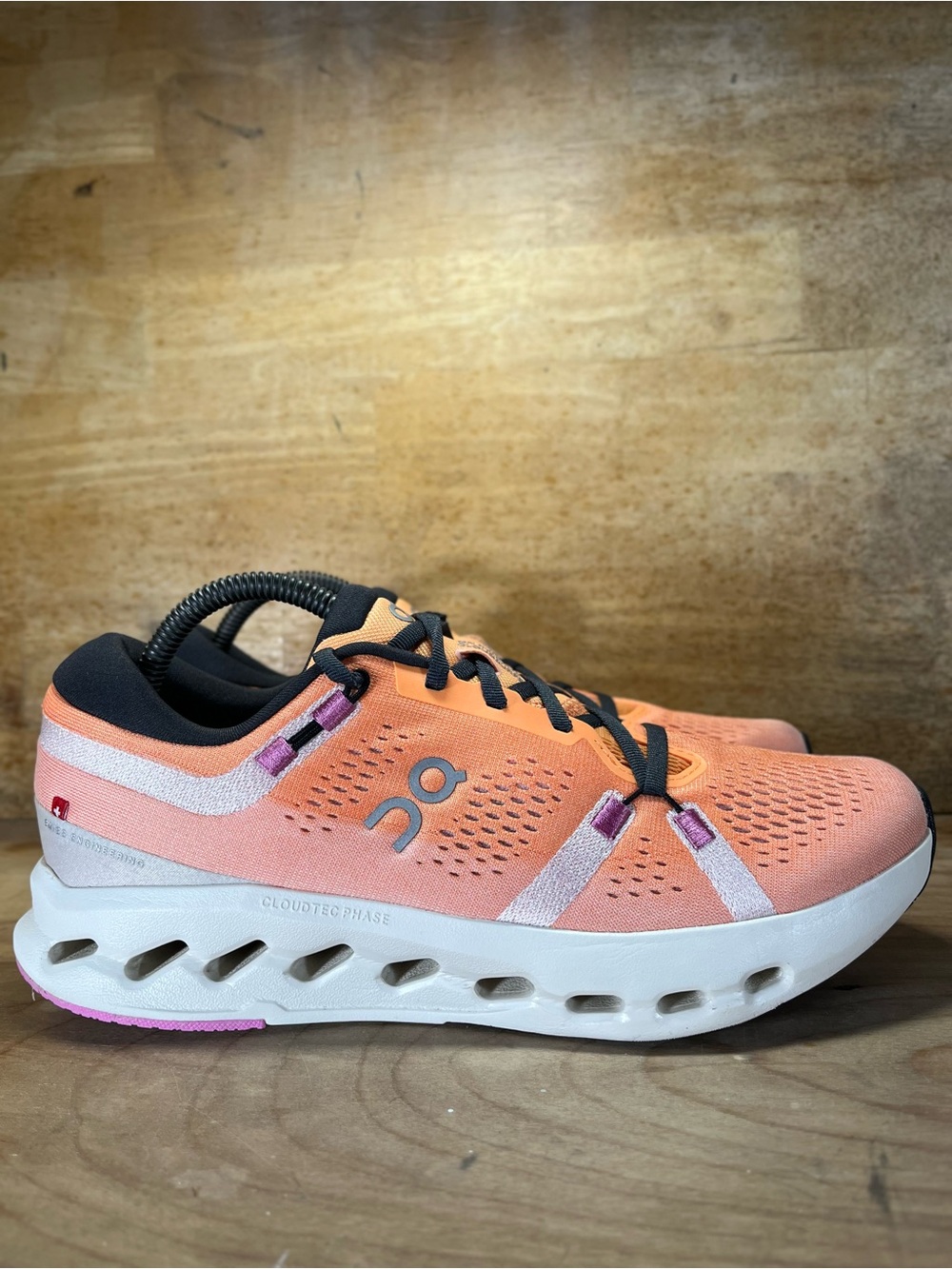 On CloudSurfer 2 REFLECTIVE Womens Size 10 Running Shoes Sneakers Tangerine